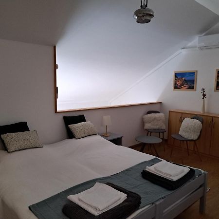 Rozsa Apartman Keszthely Eksteriør billede