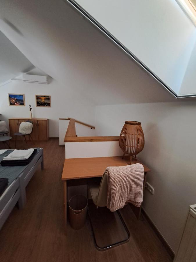 Rozsa Apartman Keszthely Eksteriør billede